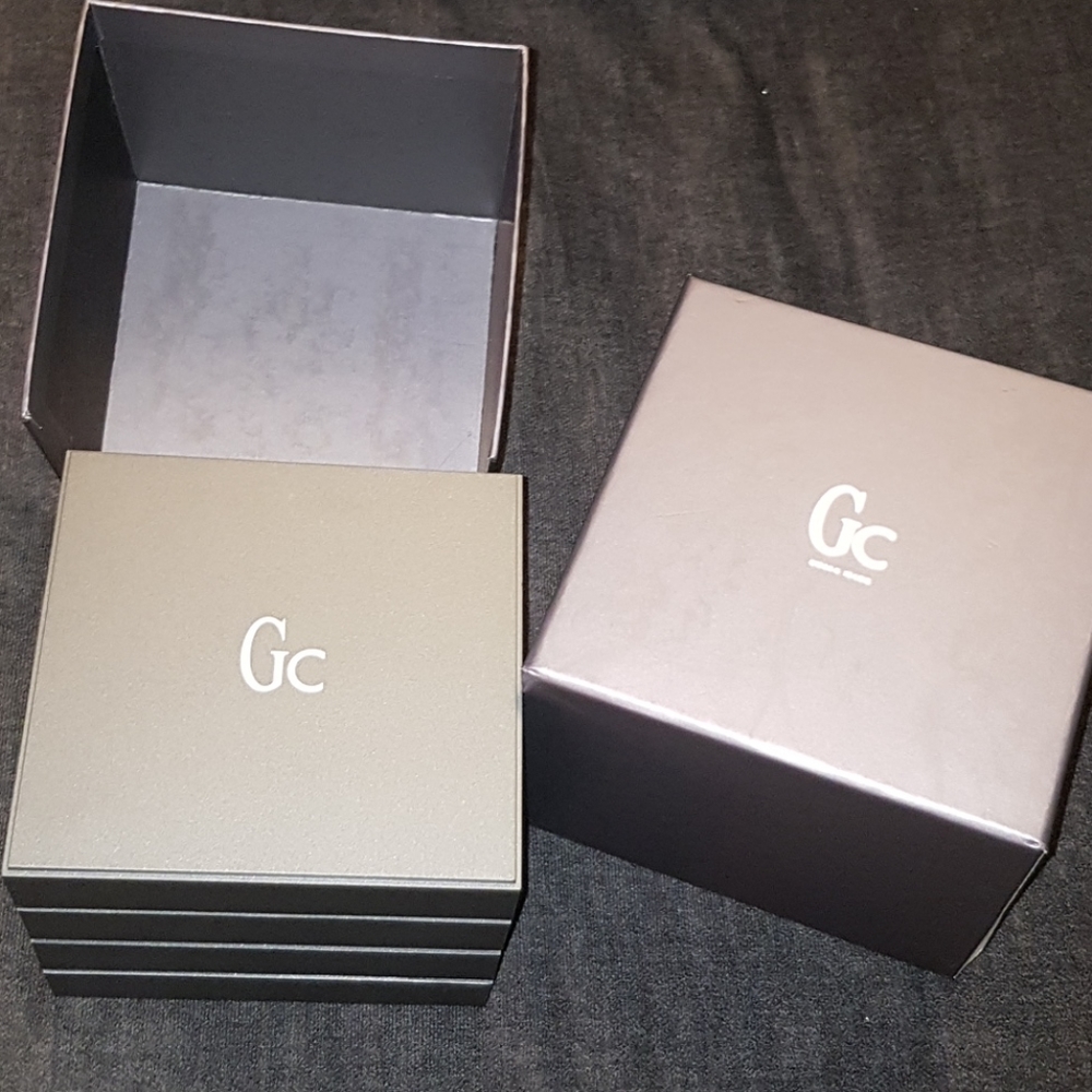 GC diamond watch for women - Picture 4 of 8